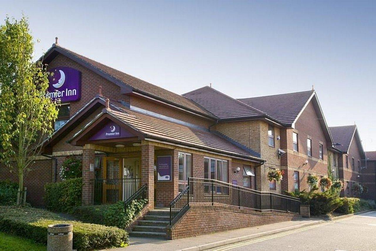 Premier Inn โคล์เชสเตอร์ ภายนอก รูปภาพ