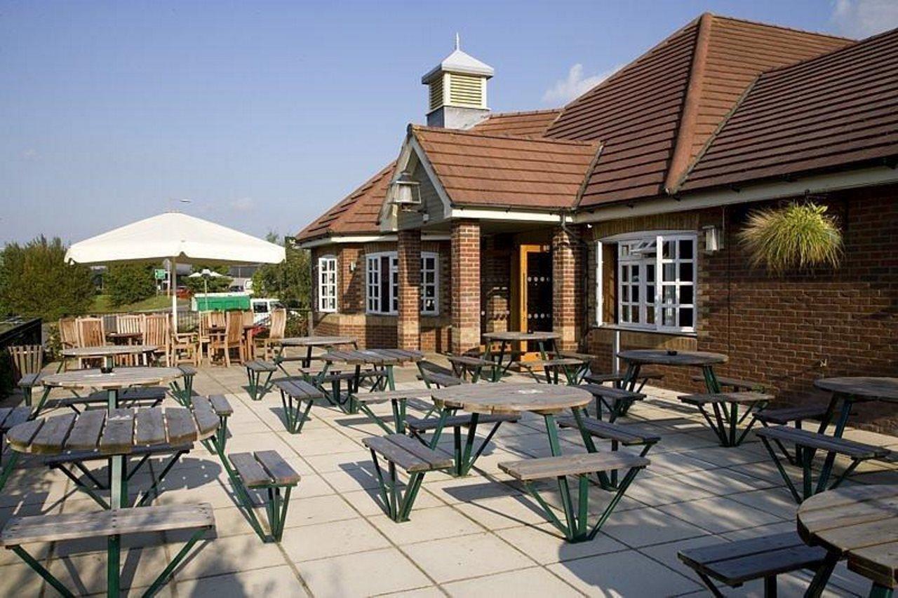 Premier Inn โคล์เชสเตอร์ ภายนอก รูปภาพ
