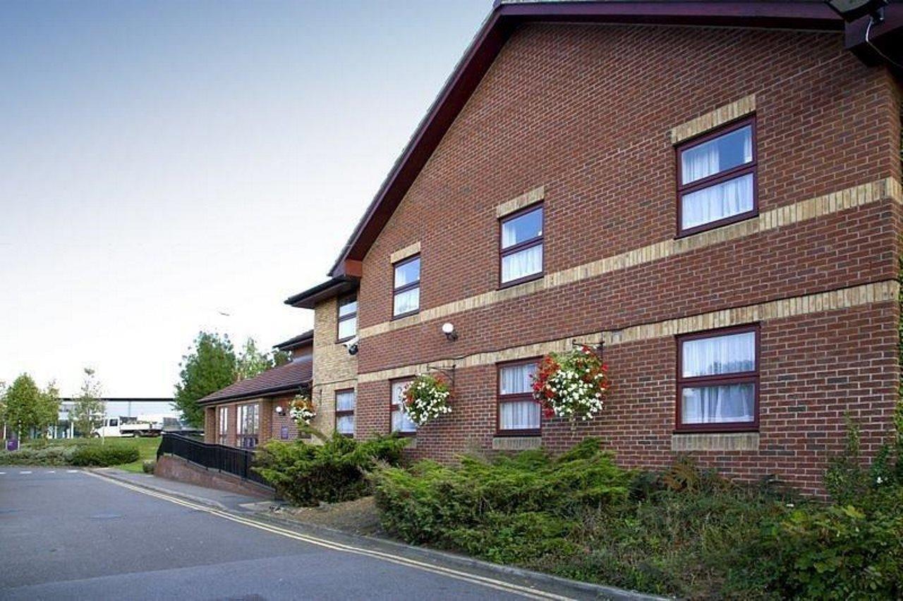 Premier Inn โคล์เชสเตอร์ ภายนอก รูปภาพ